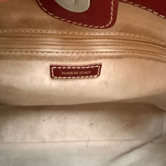 Kate Spade | Vintage Red All Leather Tote, Made in Itay - Picture 7 of 16